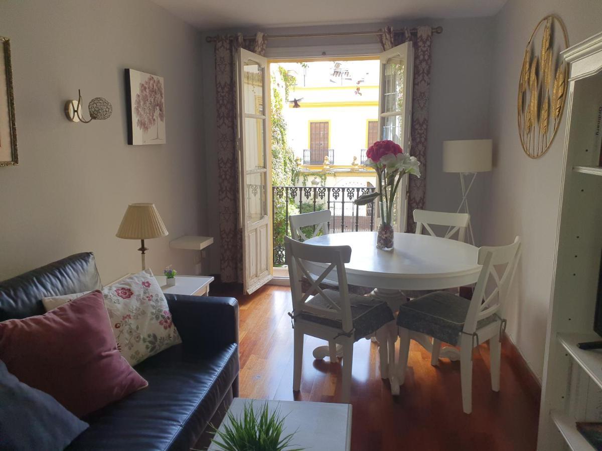 Novalia Home Suite Sevilla Kültér fotó