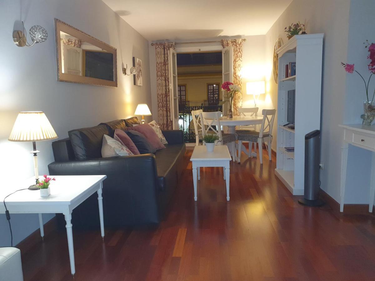 Novalia Home Suite Sevilla Kültér fotó